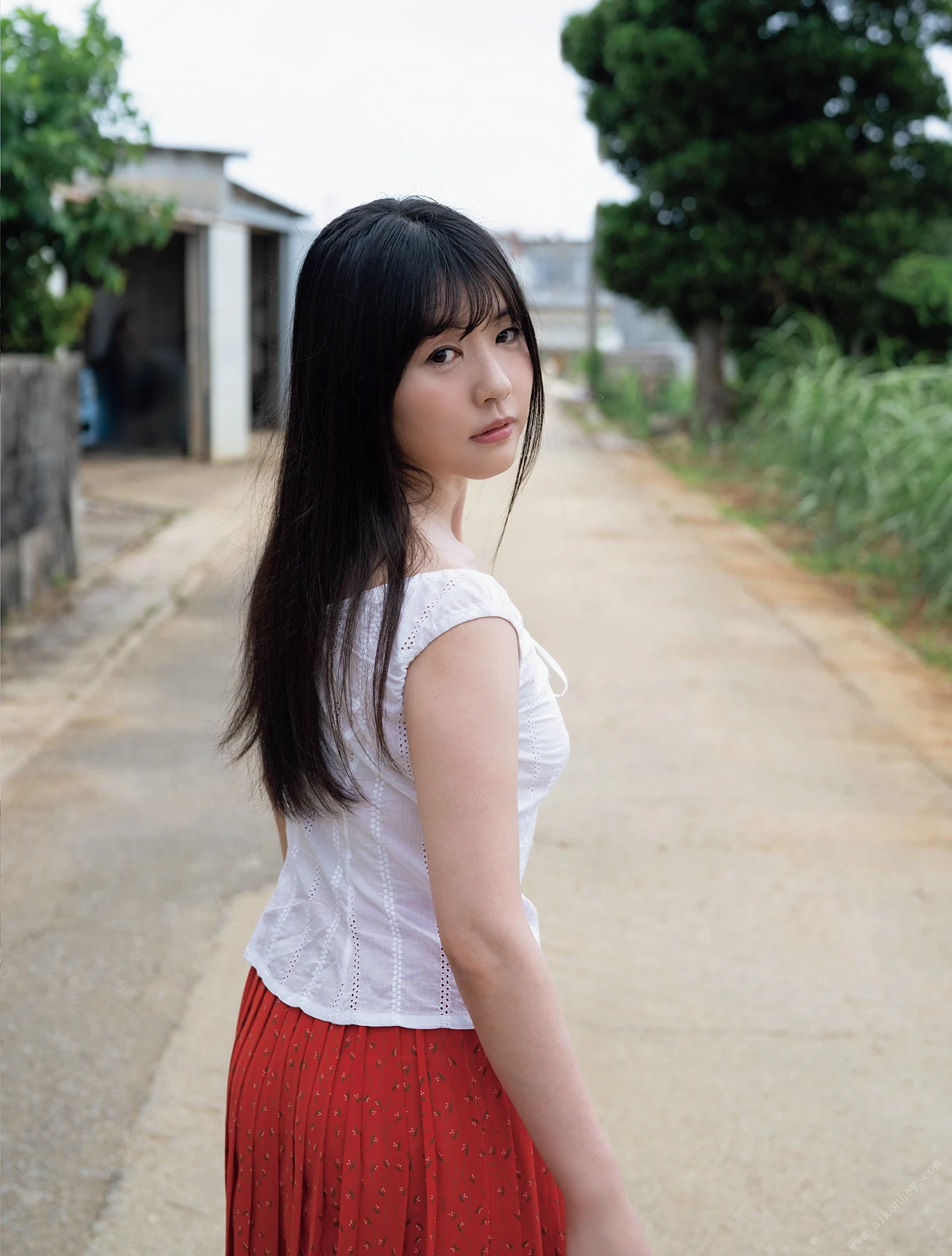 Tsubomi つぼみ - Buatsui Yatsu ぶあついやつ