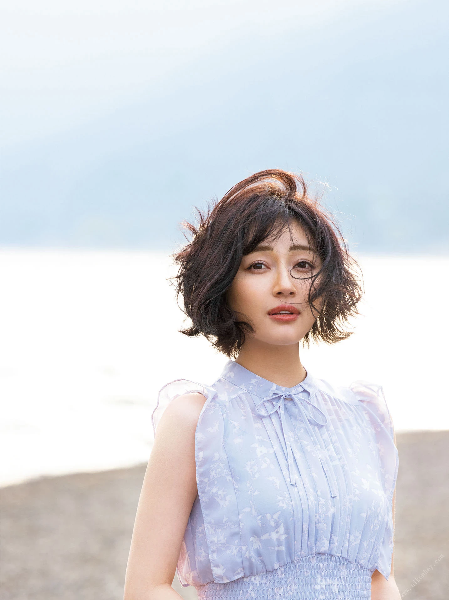 新藤まなみ- 寫真集 Ｑｕｅｅｎｓ Set-03