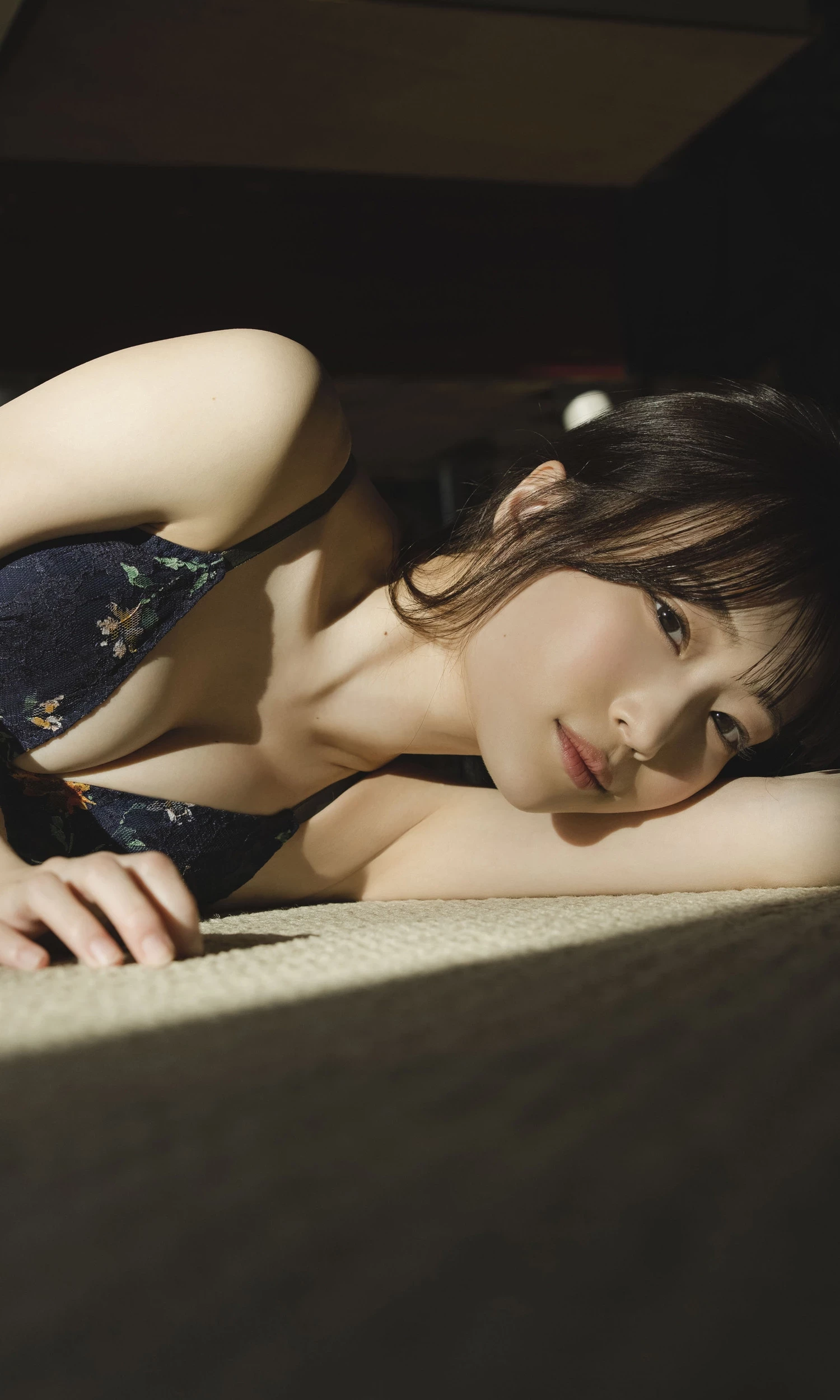 岸みゆ 偶像養眼畫面大放送 好身材使人著迷
