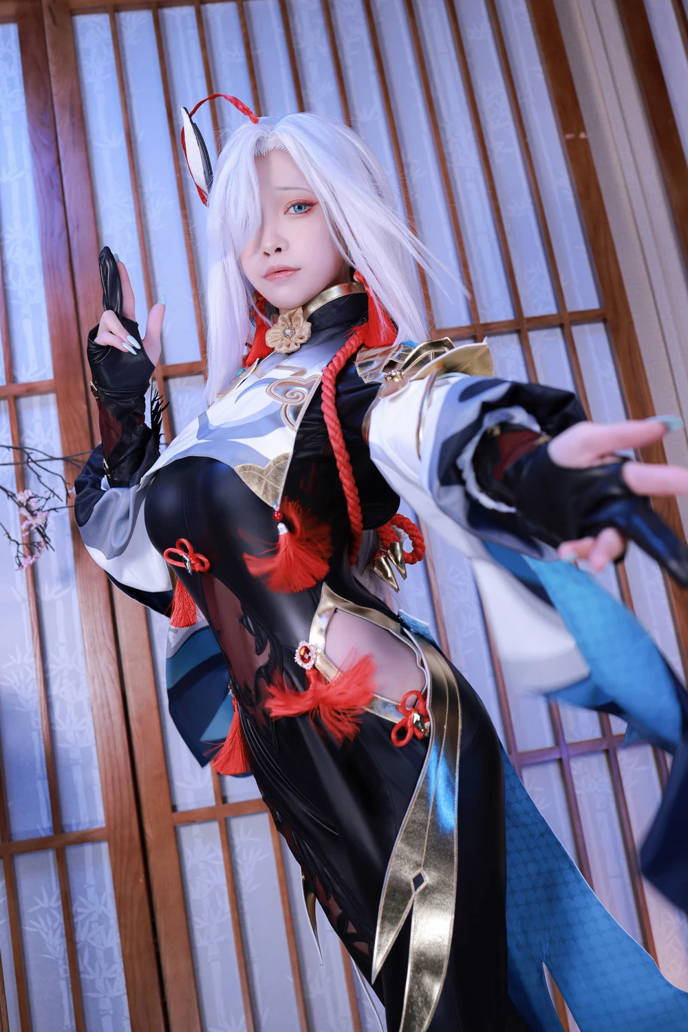 水淼Aqua 原神-申鶴 緊身褲顯現蜜桃臀曲線
