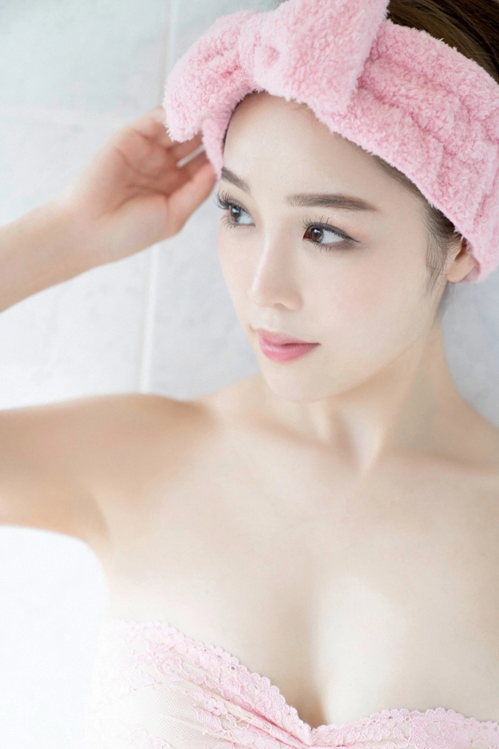 Anna Ishida 石田安奈 元SKE48美女と魅惑のバスルームへ