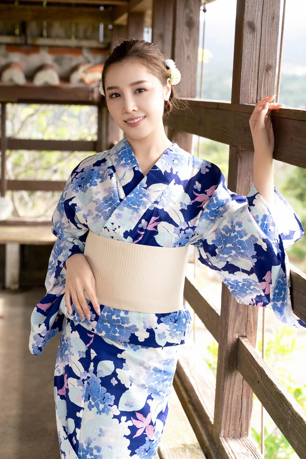 Anna Ishida 石田安奈 元SKE48美女と魅惑のバスルームへ