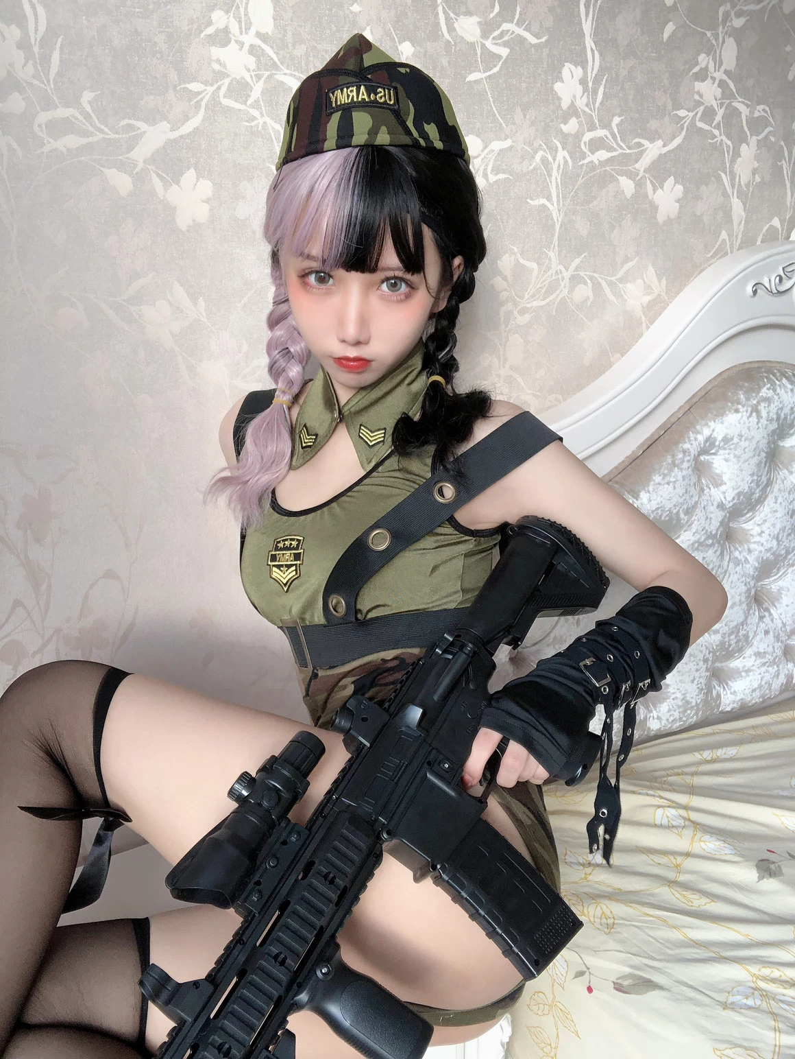 果咩醬w 戰地甜心 高衩迷彩服忍不住多看一眼
