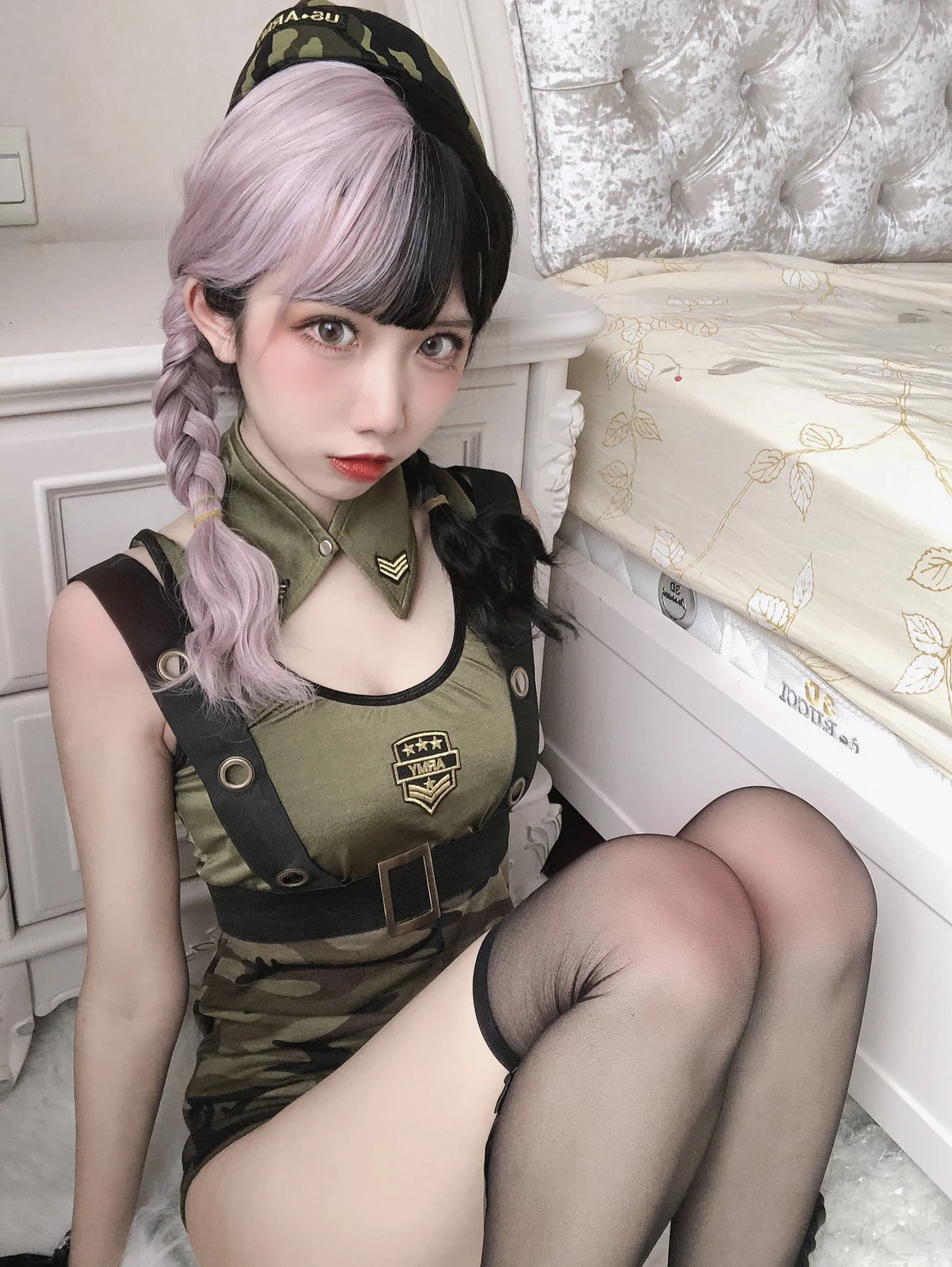 果咩醬w 戰地甜心 高衩迷彩服忍不住多看一眼