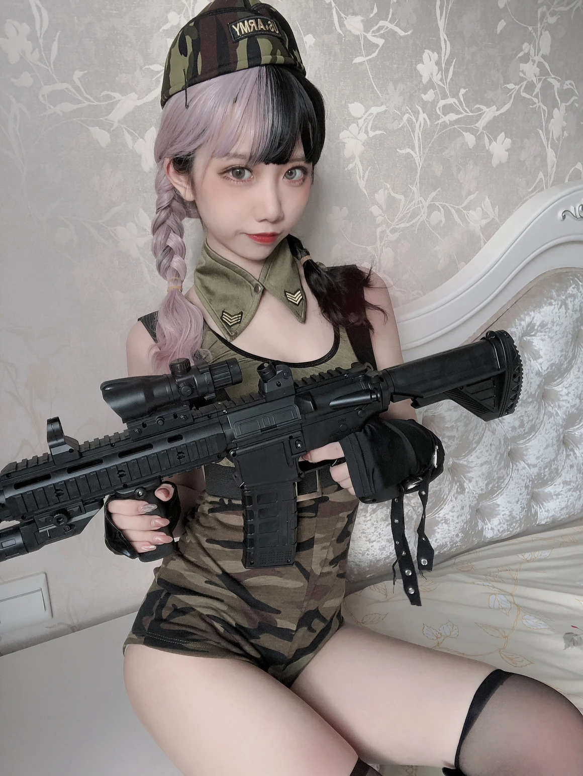 果咩醬w 戰地甜心 高衩迷彩服忍不住多看一眼