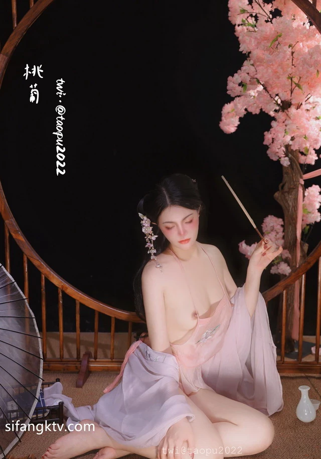 稀有古裝風 桃葡