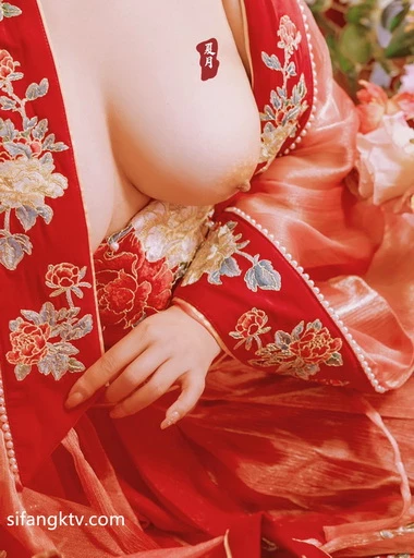稀有古裝風 夏月