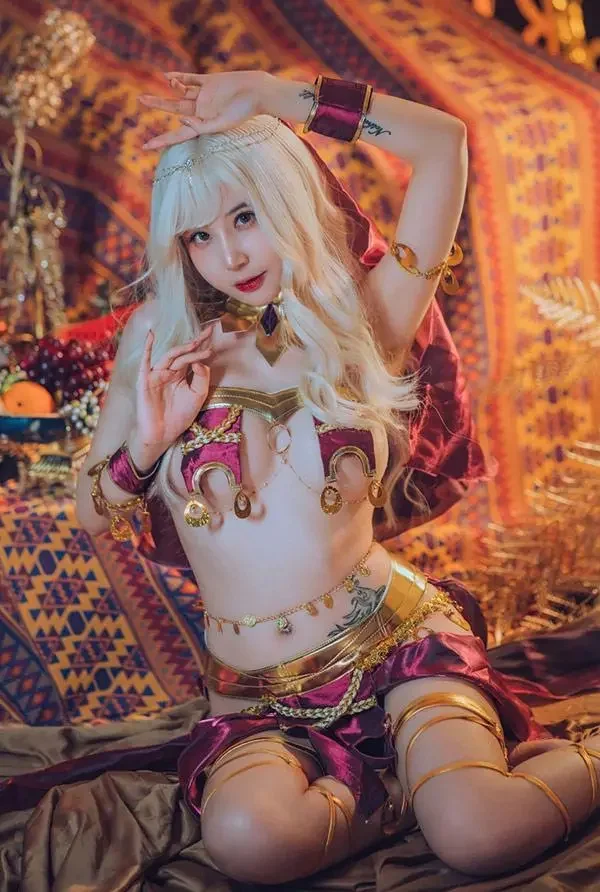 福利姬莉犬 古风旗袍无圣光福利写真