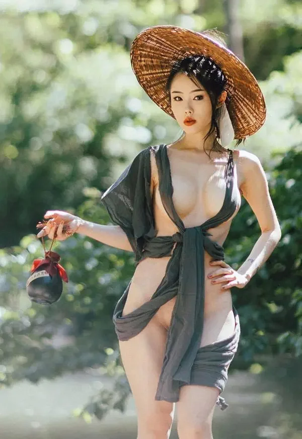 清纯系福利姬 Asuku 尺度私拍视图合集