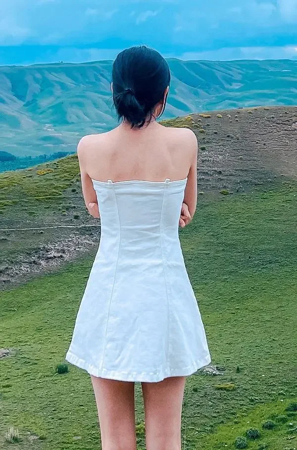 御姐福利姬 苏浅浅J服+黑丝制服尺度合集