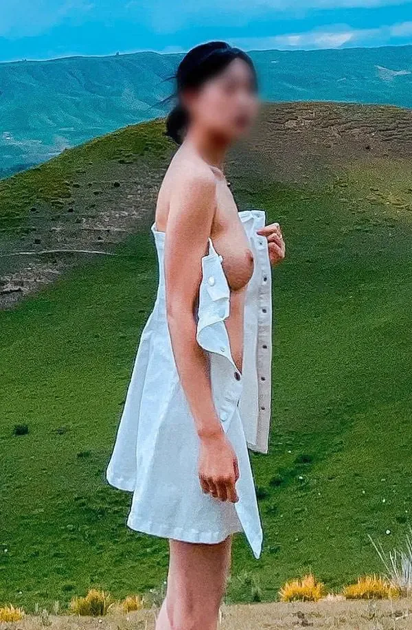 御姐福利姬 苏浅浅J服+黑丝制服尺度合集
