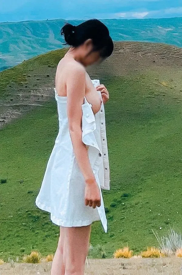 御姐福利姬 苏浅浅J服+黑丝制服尺度合集