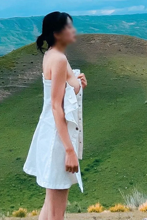 御姐福利姬 苏浅浅J服+黑丝制服尺度合集