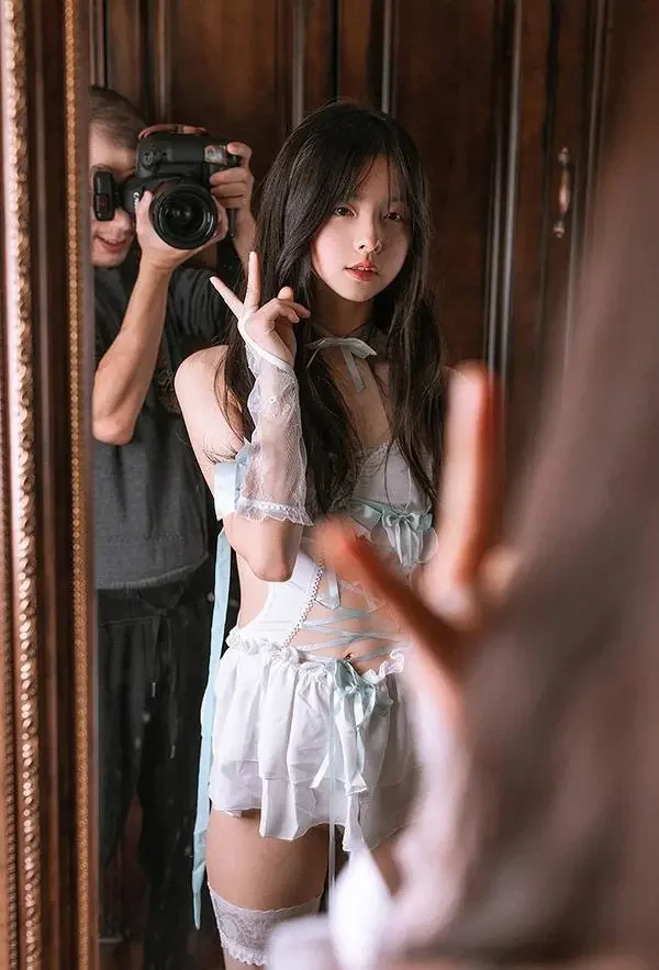 福利姬uttdiixycute不露脸系列身材正点3