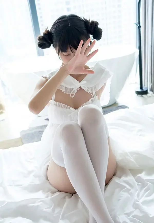 福利姬落落Raku双人记演绎风情妖仙迷晕你