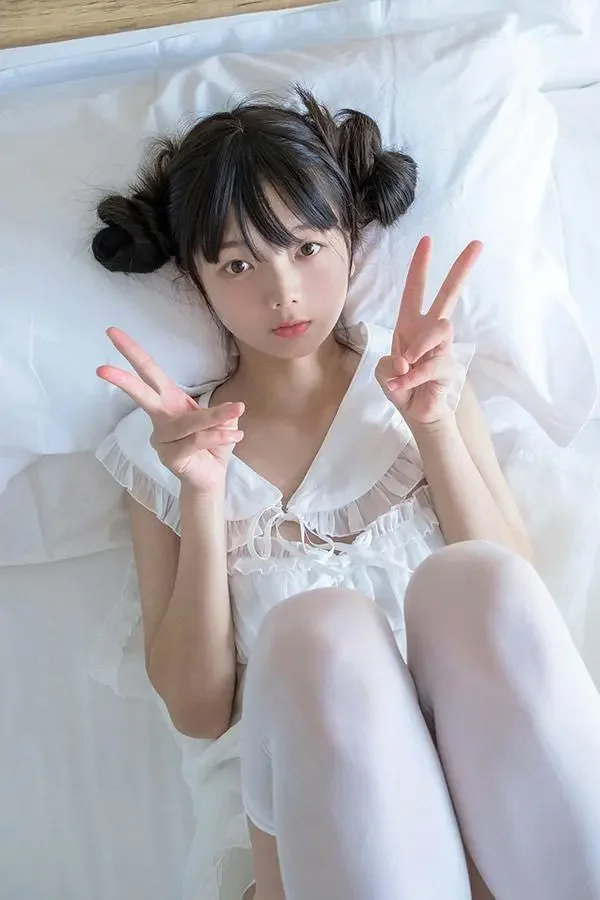福利姬落落Raku双人记演绎风情妖仙迷晕你