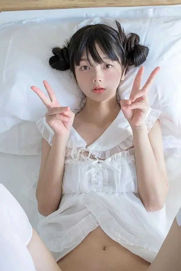 福利姬落落Raku双人记演绎风情妖仙迷晕你